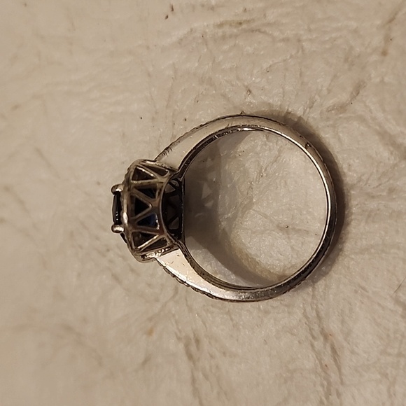 Sapphire and diamond simulant size 7 - Picture 2 of 3